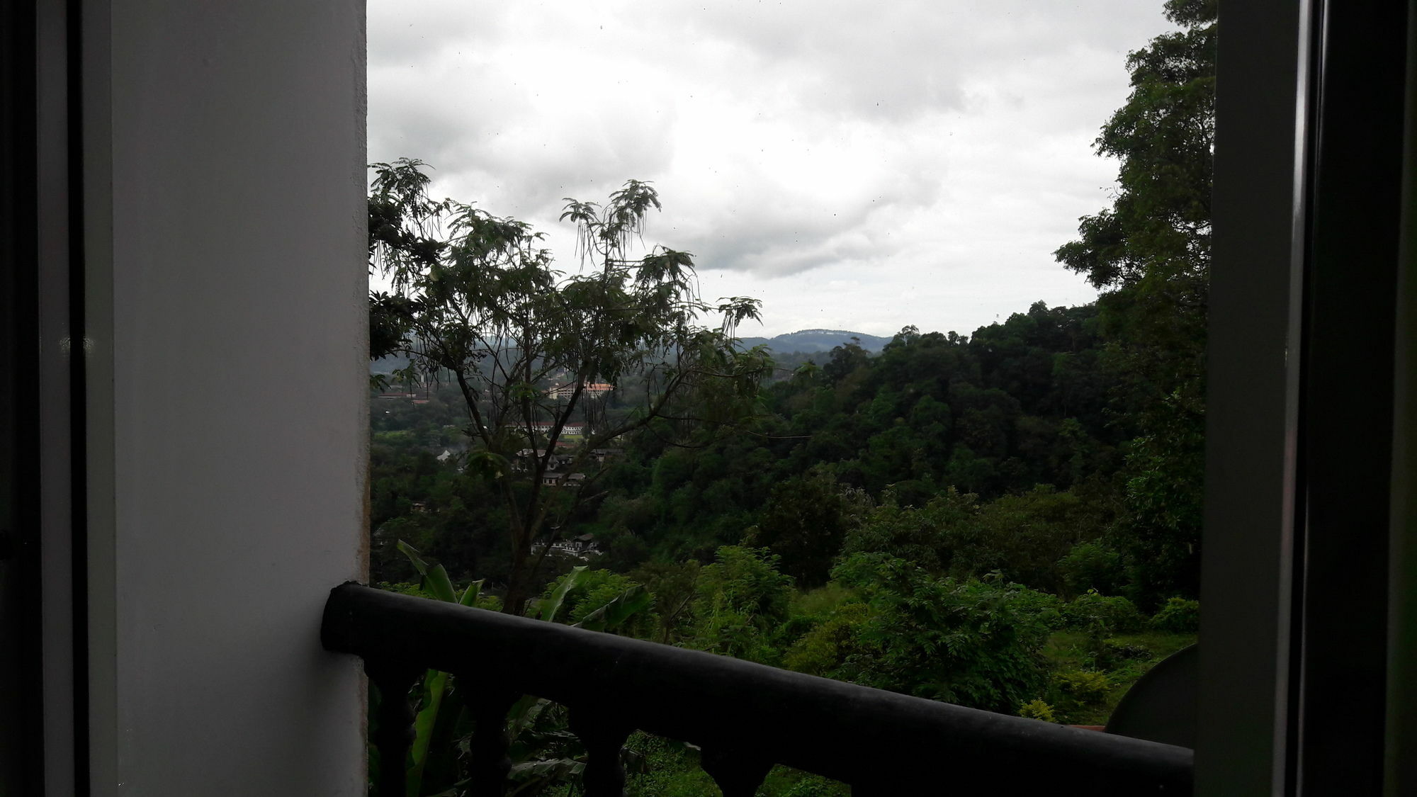 Oyo 441 Kandy Hill Bungalow Екстер'єр фото